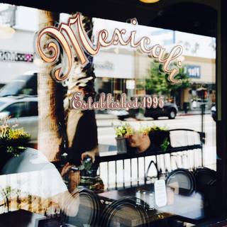 Mexicali Cocina Cantina