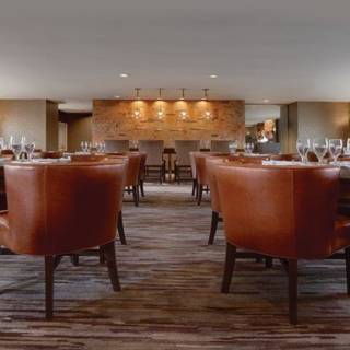 18 Restaurants Near Doubletree By Hilton Paradise Valley Resort 18 Restaurants Available Nearby
