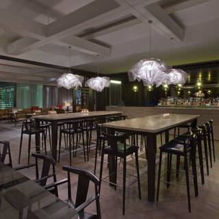 Pearls Bar