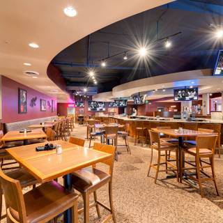 Robert's Craft Kitchen & Bar