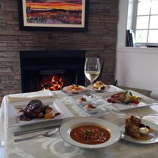 Secret Garden Restaurant at Doctor's House Inn & Spa