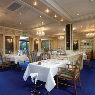Fredrick's Hotel & Restaurant