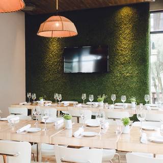 Zinburger Wine and Burger Bar – Tucson Grant