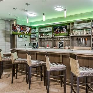 Lambortini Bar & Grill (Inside Holiday Inn Longview - North)