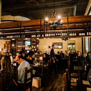10 Restaurants Near Downtown Bellevue Park Opentable Cantinetta Bellevue