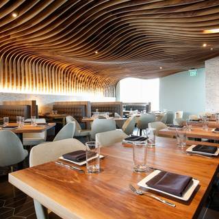 Best Restaurants In Northfield Stapleton Opentable Concourse Restaurant Moderne