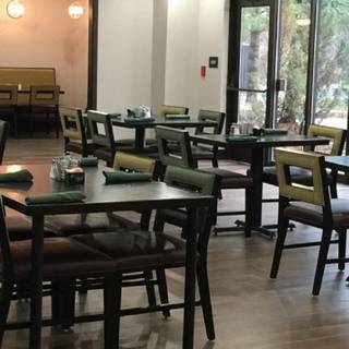 Ike's at 815 South Eisenhower Boulevard