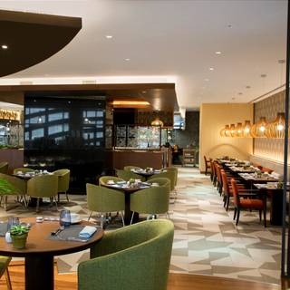 Saffron / Pearl Rotana Capital Centre / Abu Dhabi