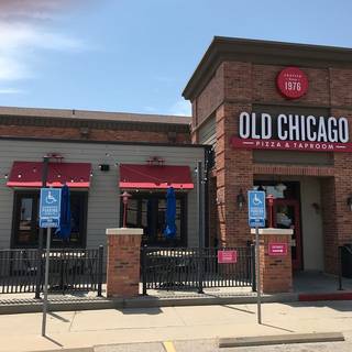 Old Chicago Pizza & Taproom - Kellogg