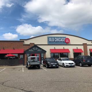 Old Chicago Pizza & Taproom - Apple Valley