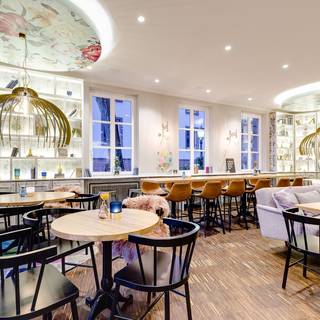 Wilma Wunder Cafe am Ballplatz