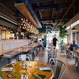 Cravings Market Restaurant