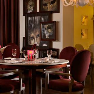 Teatro Restaurant - Park Rotana