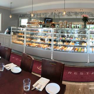 Bruno's Bakery and Restaurant