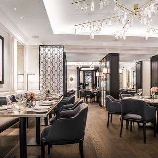 27 Restaurant & Bar
