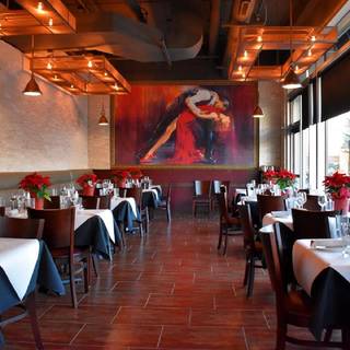 48 Restaurants Near Fisher Theatre Opentable Bolero Latin Cuisine