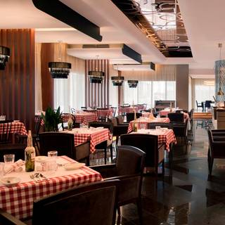 Dino’s Bistro Italiano / Pearl Rotana Capital Centre / Abu Dhabi