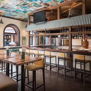 Pete's Sunset Grille