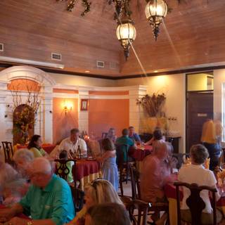 Humidor Piazza - Graycliff Hotel