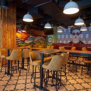 Broken English Taco Pub - Lake Street