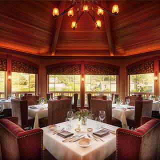 The Stephanie Inn Dining Room