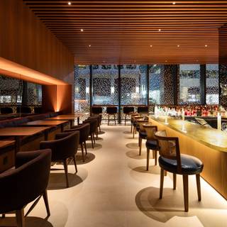 60 Restaurants Near Rockefeller Center Opentable The Four Seasons Restaurant