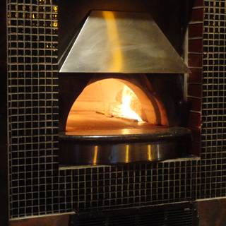 Baker's American Bar & Grille