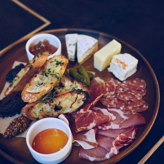 Bistro Jolie