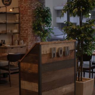 HOM Italian Eatery