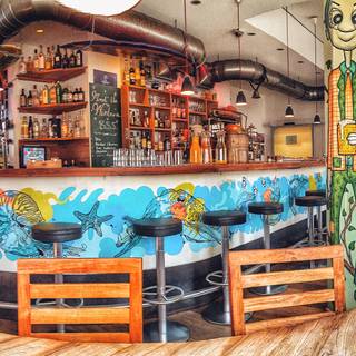 Arts 'n' Boards