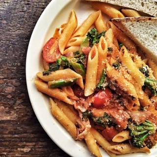19 Restaurants Near Beacon Theatre Opentable Piccolo Cafe Amsterdam Ave