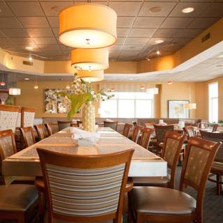 Bay Pointe Inn and Terrace Grille Restaurant