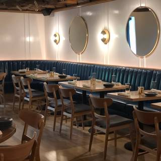 Dyllan's Raw Bar Grill
