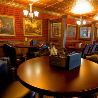 Kingsmen Ale House