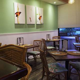 Cremesh European Restaurant