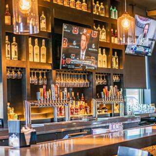 The LOCAL Kitchen & Drinks of Waltham