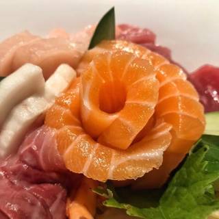 Friends Sushi On State