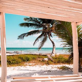 Beso Beach Tulum