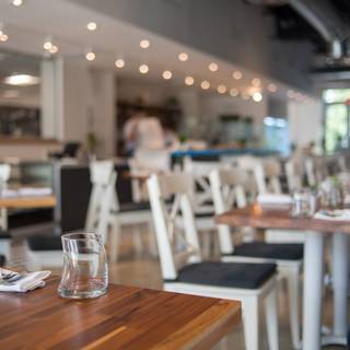 Aprile Restaurant & Market