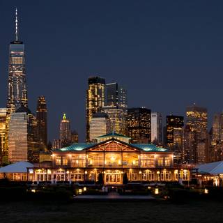 Restaurant Pick: Top Rated ($$) near Governors Island