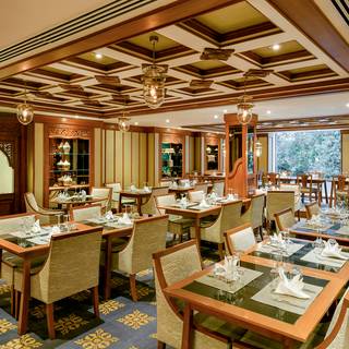 Restaurant Pick: Top Rated (&pound;&pound;&pound;) near Kensington Gardens London