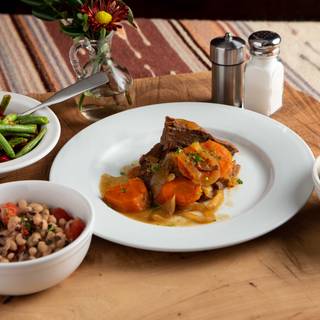 Restaurant Pick: Top Rated ($) near Cowboys Red River