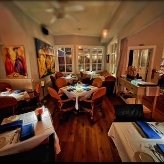 Restaurant Pick: Top Rated ($$) near Riviera Country Club