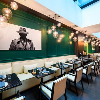 Pretty Boy Bar and Restaurant