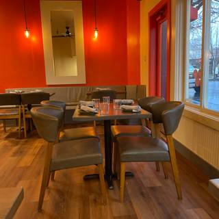 Restaurant Pick: Top Rated ($$) near Rodney Strong Vineyards