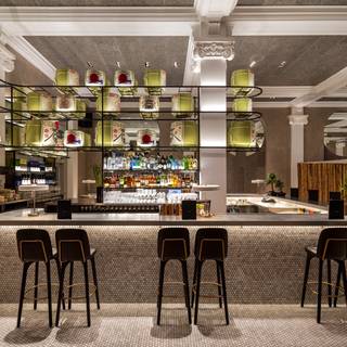 Restaurant Pick: Top Rated (&pound;&pound;) near YES Manchester