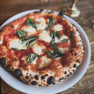 Pizza Margherita Bennet