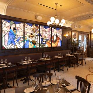 Restaurant Pick: Top Rated ($) near Aon Grand Ballroom at Navy Pier