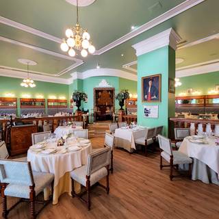 Restaurant Pick: Nearby ($$) near Lisner Auditorium