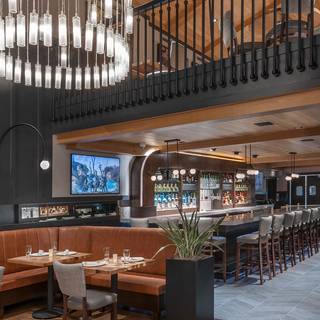 Strive Kitchen + Bar